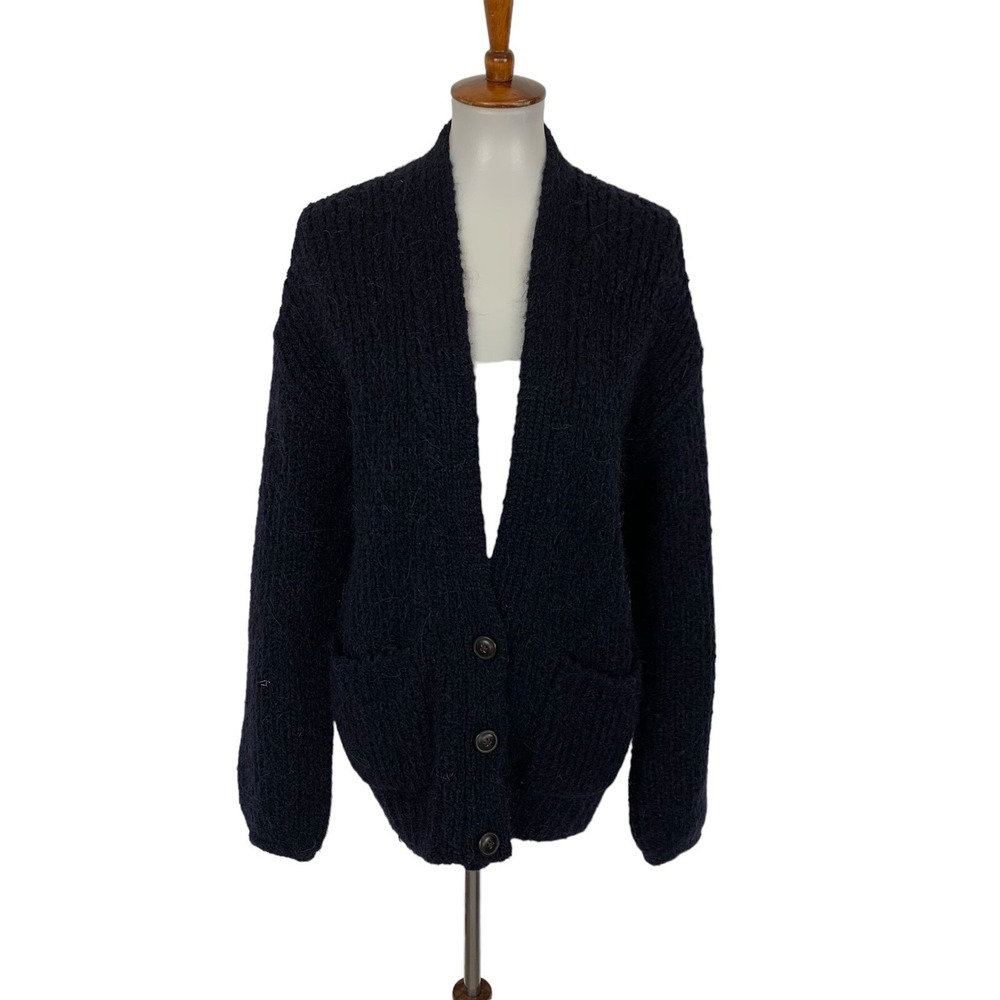 Elizabeth And James Cardigan‎ Medium Navy Chunky Knit Button Front Classic